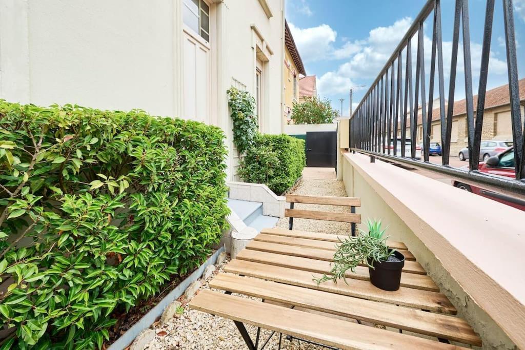 Appartement Le Racine : Dans Un Quartier Calme
